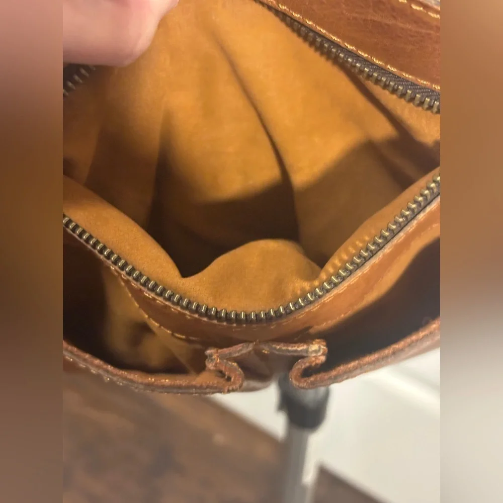 Patricia Nash Tan Leather Crossbody Bag with Floral Design - Picture 7 of 16